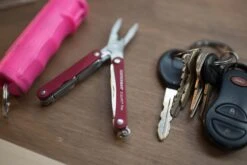 Leatherman Squirt PS4 Multi-Tools - Peg|-|Pince Multifonctions Squirt PS4 - Peg -Leatherman Depot Sales Store 831232 7E 7ELifestyle1