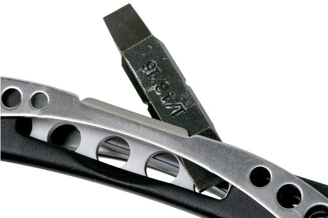 Leatherman Skeletool Black & Silver Multi-tool 832629, Limited Edition 4 Leatherman Skeletool Black & Silver Multi-tool 832629, Limited Edition - Image 4