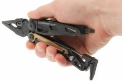 Leatherman MUT (Military Utility Tool), Black -Leatherman Depot Sales Store LE6095 BKMN 05 leatherman mut le6095 bkmn d5