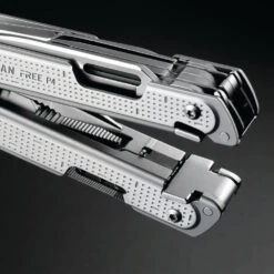Leatherman FREE P4 Multipurpose Pliers With Nylon Sheath -Leatherman Depot Sales Store LT832640 Leatherman Free P4 Magnetic Fastner Detail