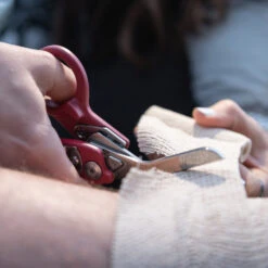 Leatherman Raptor Response Multipurpose Shears -Leatherman Depot Sales Store Raptor Response Wilderness Cutting Gauze