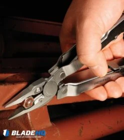 Leatherman Super Tool 300 Multi-Tool (19-in-1) 831102 -Leatherman Depot Sales Store ST 300 jaw inuse 1